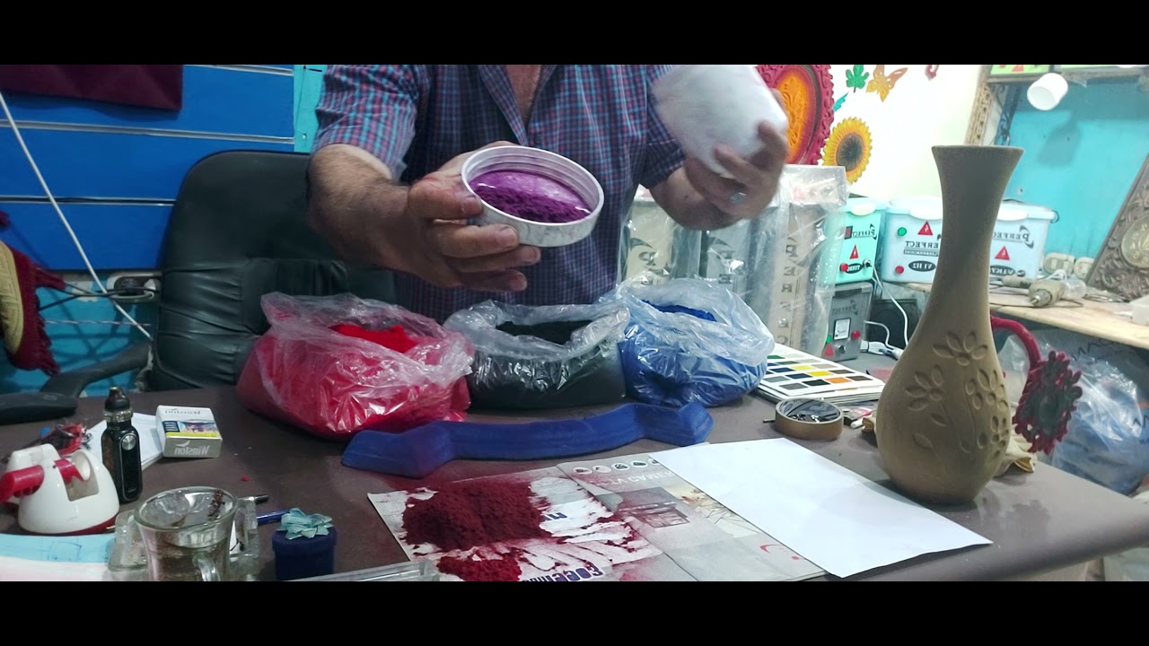خلط بودرة القطيفه طلعنا من ٣ الوان ١٢ لون