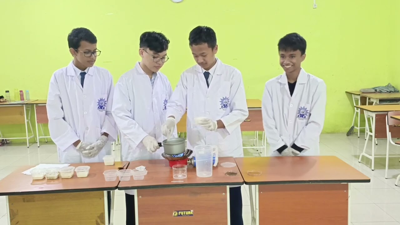SMP Muhammadiyah 1 Pontianak - Inovasi Yogurt Rasa Rempah-rempah (SEC 2024)