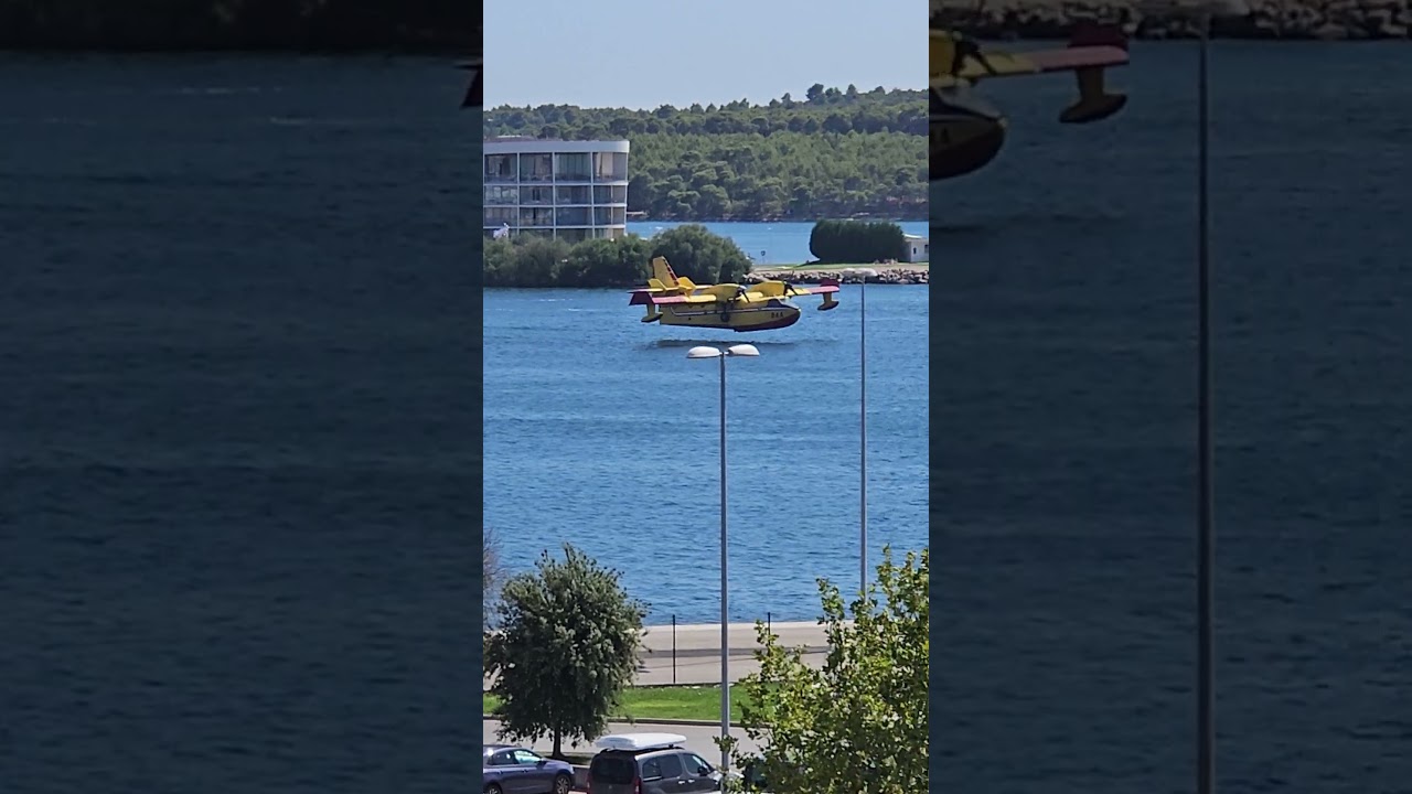 Kanaderi u akciji kod &Scaron;ibenika, požar u Rokićima 06. Kolovoza 2024. snimka od 15:04:05