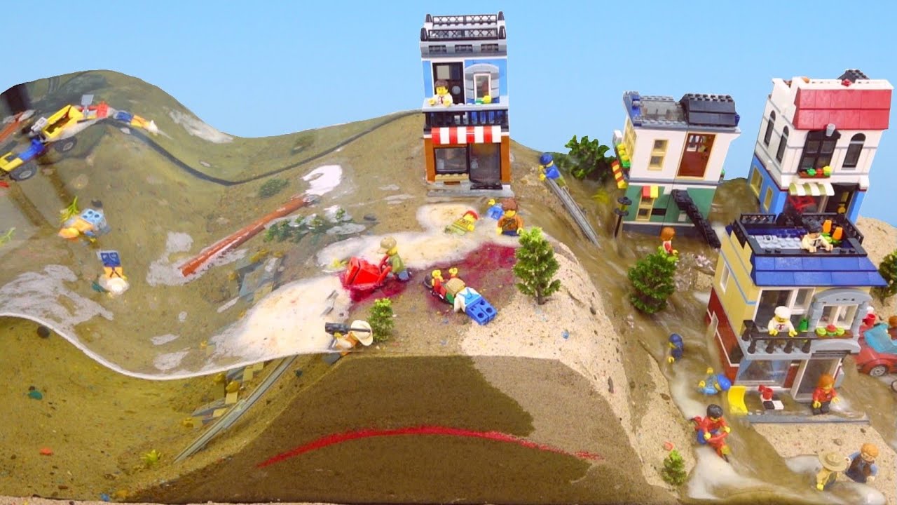 LEGO Dam Breach Experiment - Tsunami VS LEGO City - Flood Disaster Simulation