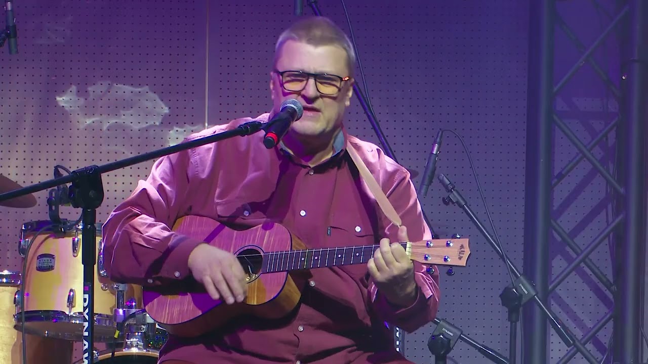 XII Przy Kominku - Druga Wachta - Dziewczyna w białej sukni