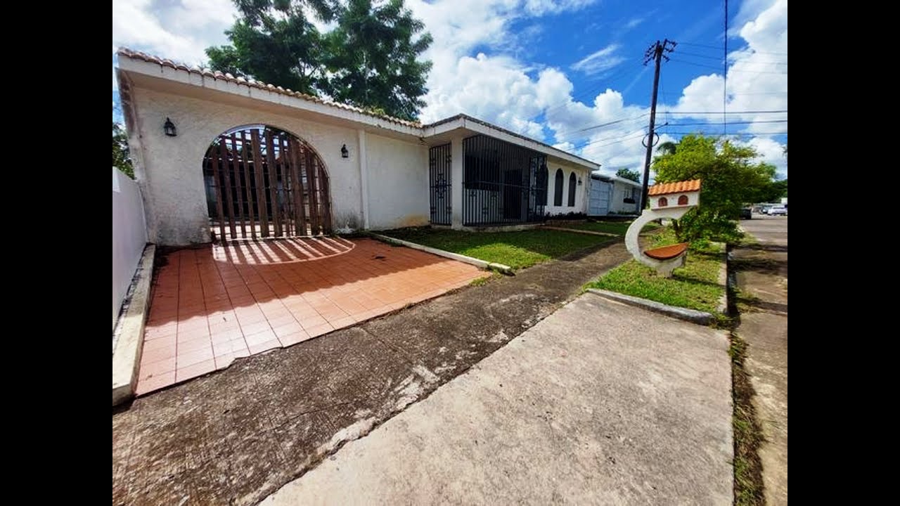 $93,000 PLAYA SAN JUAN. 20 C Calle Llanes Villa Andalucia Dev, San Juan PR 00926