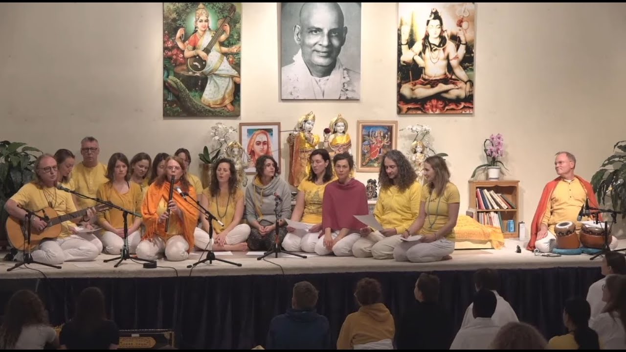 Yoga Vidya Samstagabend Satsang mit Sukadev 11.01.2020
