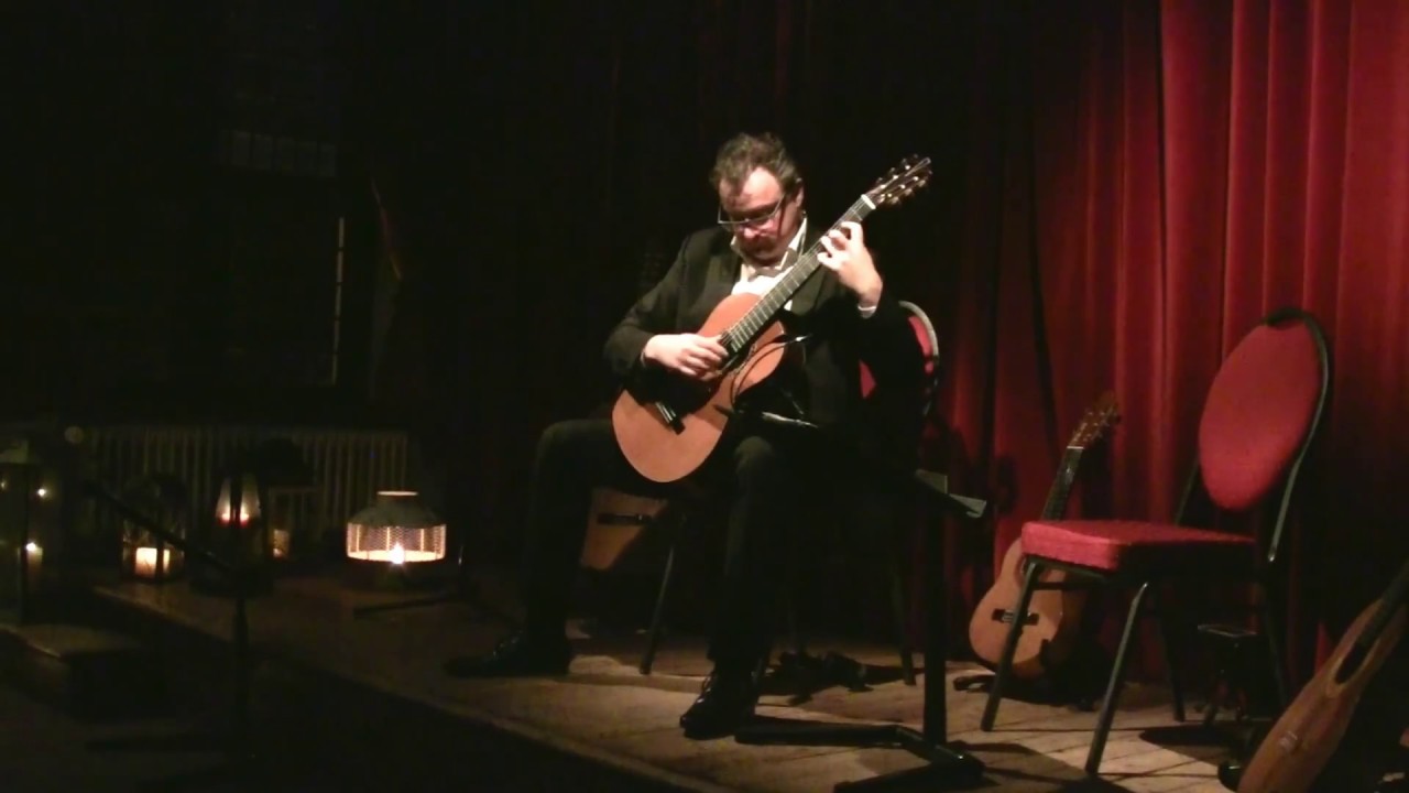 Villa-Lobos 'Gavota-choro' (Peter Constant)
