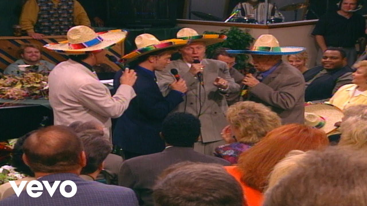 Bill & Gloria Gaither - Mexico [Live] ft. The Cathedral Quartet