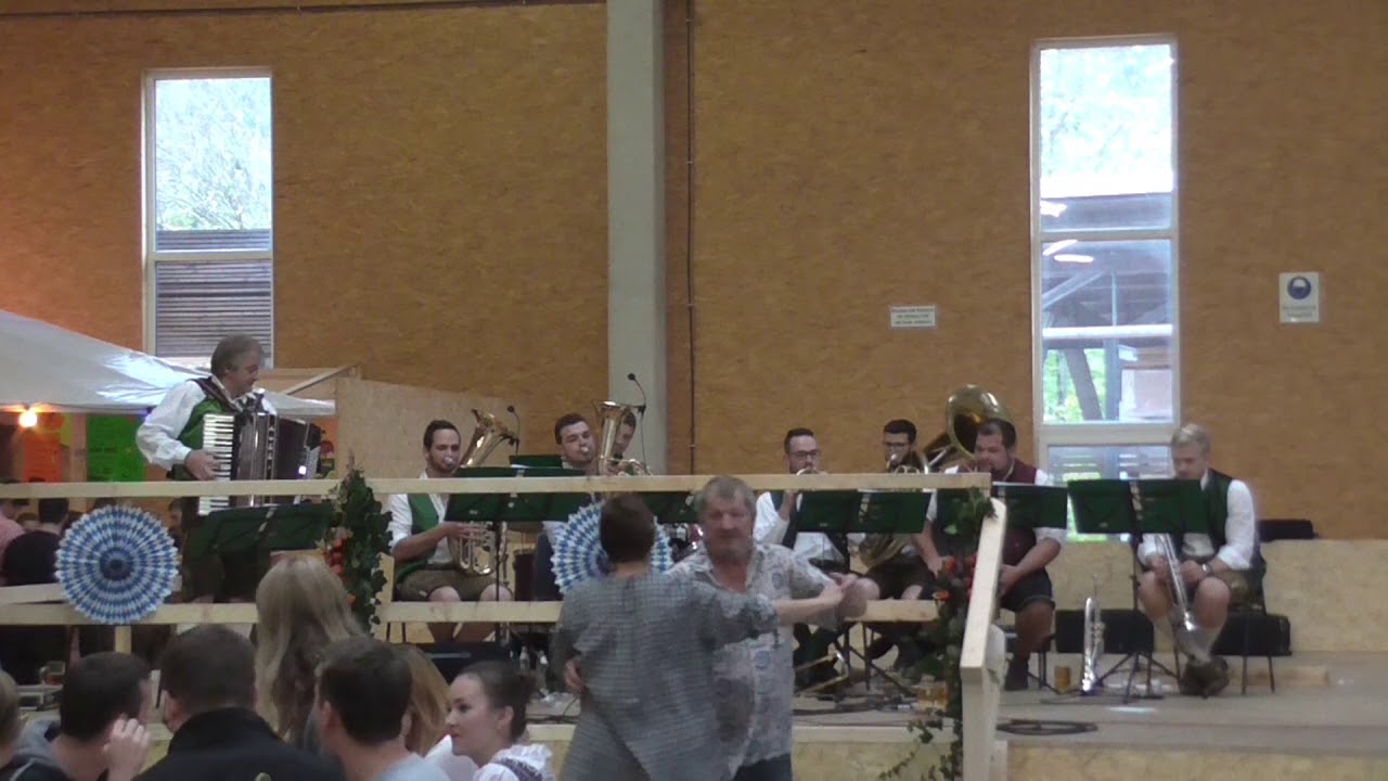 Kapelle 3000 - Trachtenfest