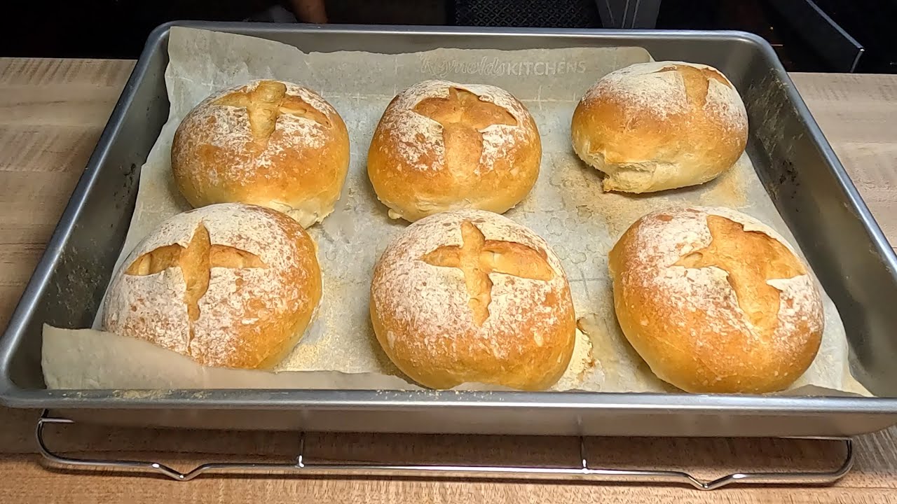 LISTEN to that CRUNCH! 🔊 The Secret to Perfect Crispy Artisan Bread Rolls at Home