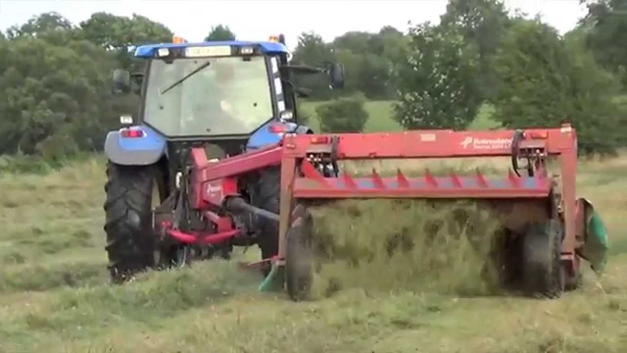 Mowing With a New Holland TM120 & Kverneland Taarup Mower (2015)
