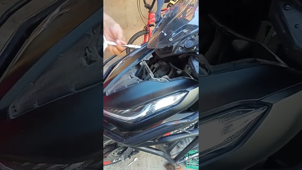 Removing honda click 125i front cover