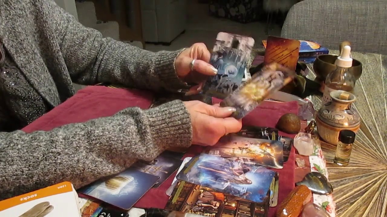CANCER! FULL MOON LOVE TAROT! Your person is really going thru it. kind of feel sorry for them.