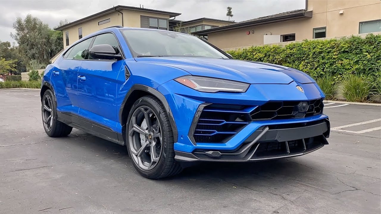 2020 Lamborghini Urus SUV Walkaround + Exhaust (No Talking)(ASMR)