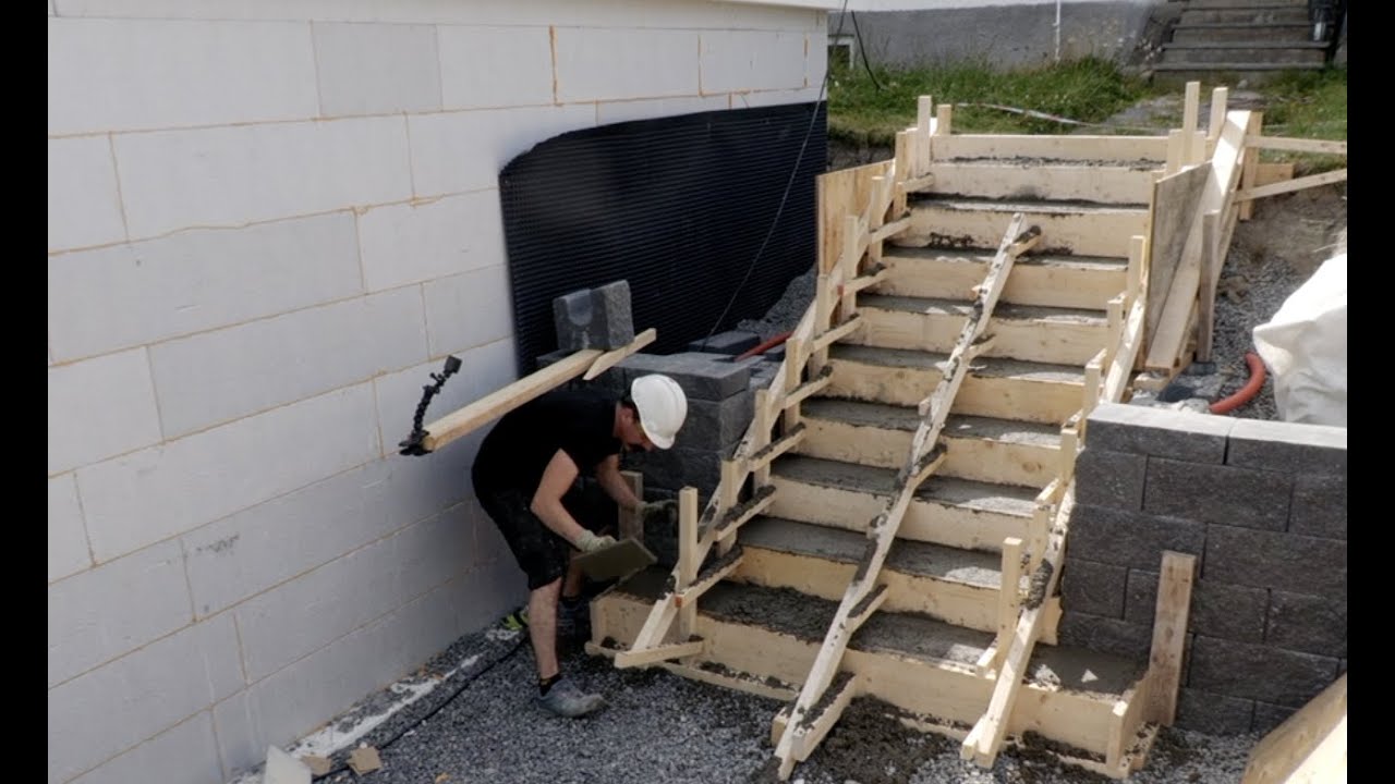 Betongtrapp , filmprosjekt i samarbeid med noen.. Sammen for &aring; l&aelig;re forskaling.. Langen p&aring; oppdrag