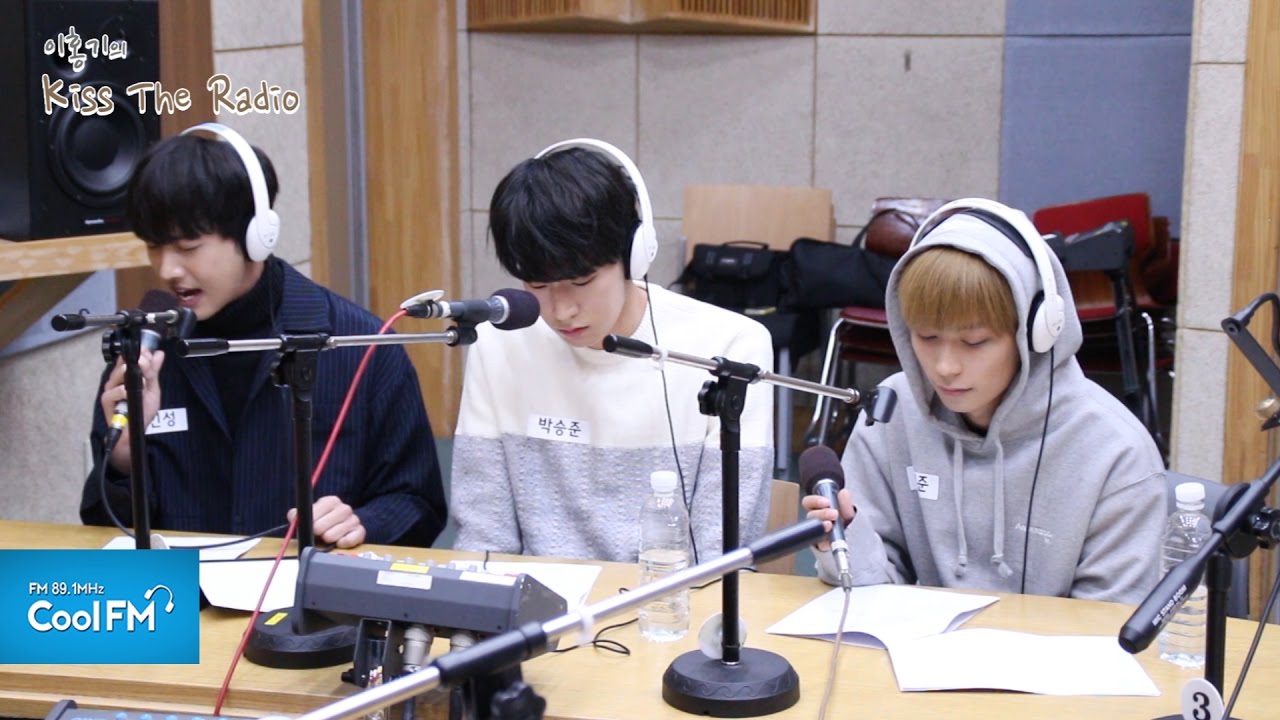 크나큰(KNK) '모노드라마' 라이브 LIVE / 161211[이홍기의 키스 더 라디오]