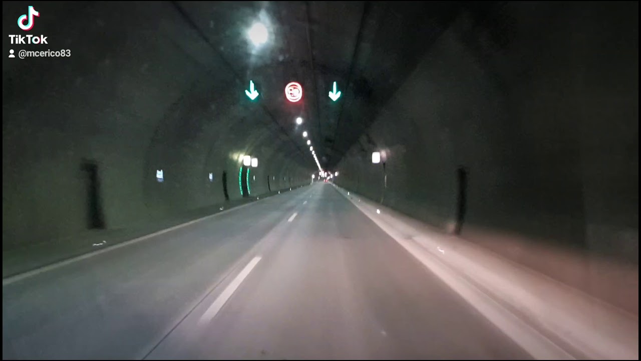 timelapse Tunnelrush Autobahn