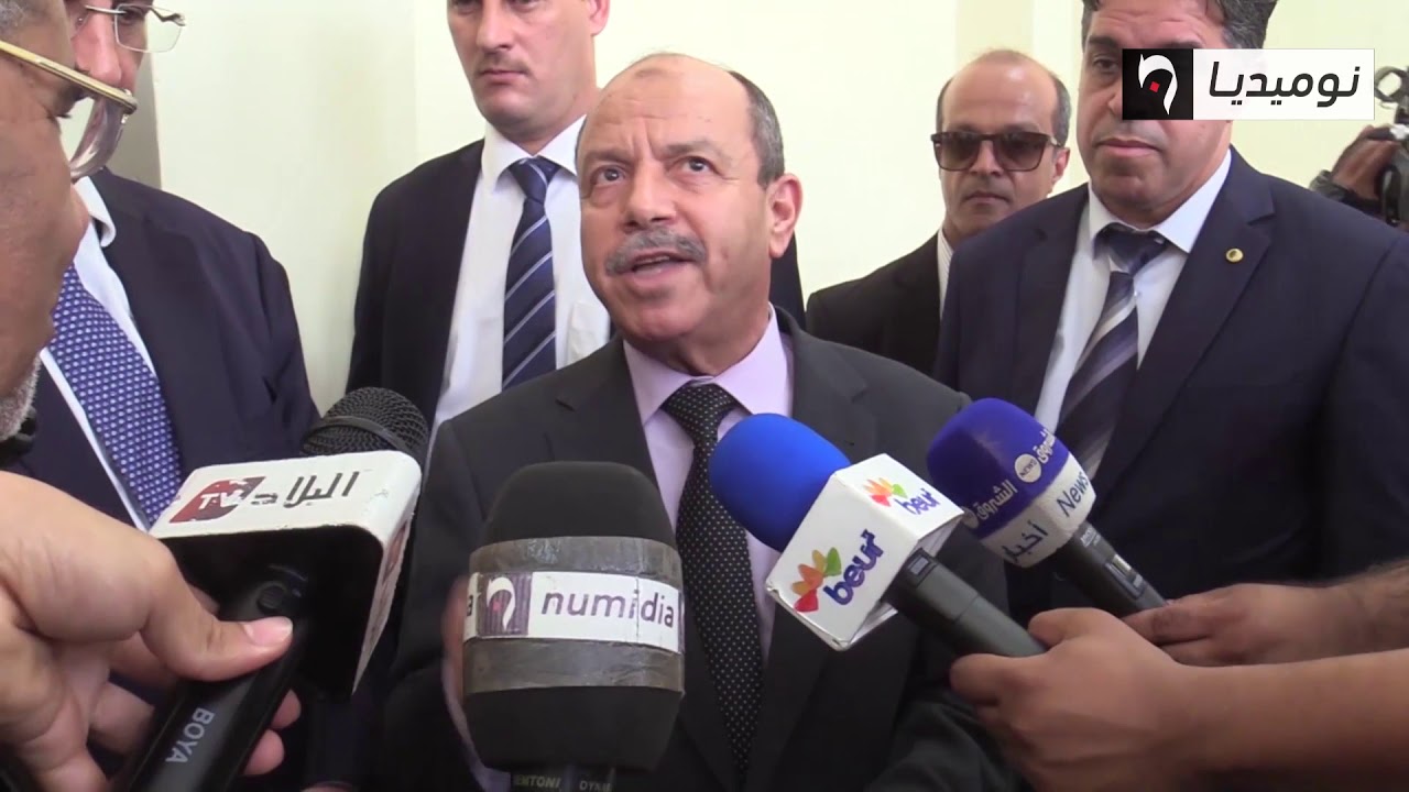 شاهد كيف رد وزير العدل على مدير إدارة السجون
