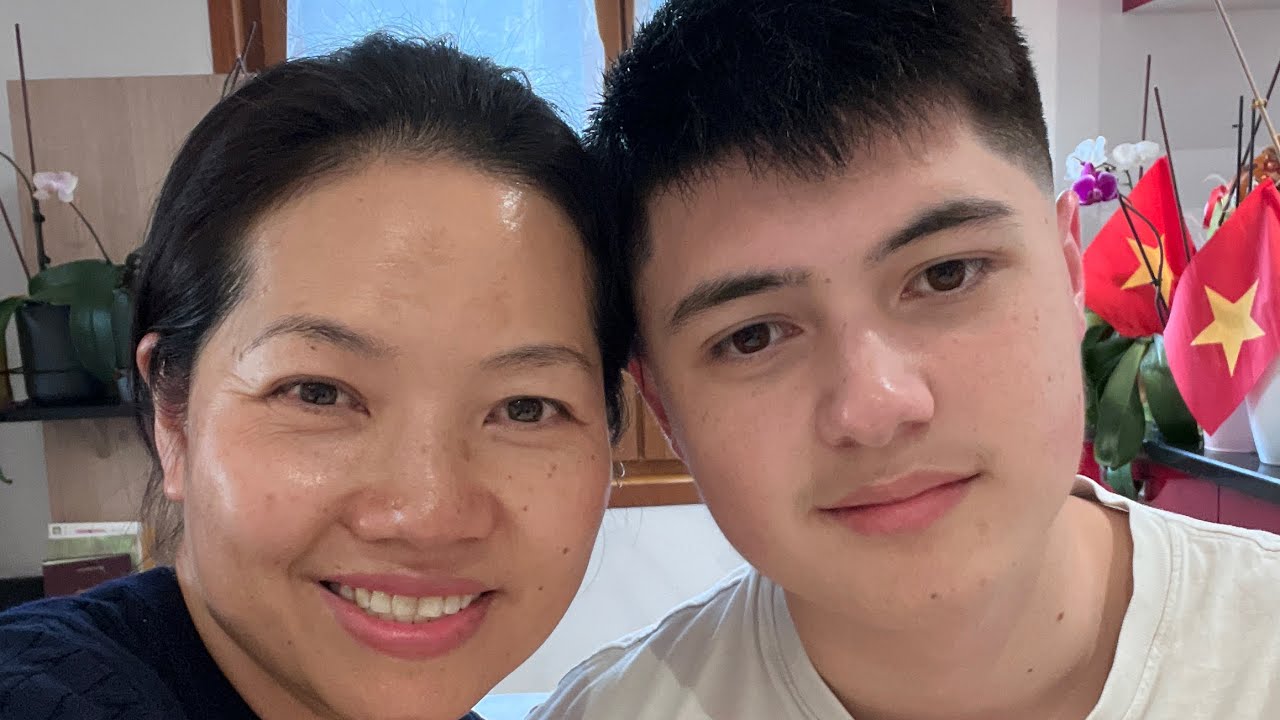 Chào các tình yêu , Mai Lê Family Cuộc Sống Ở Pháp est en direct !