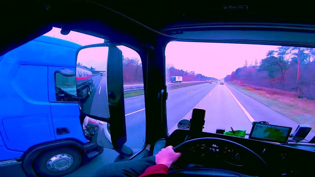 POV Truck Driving  Mercedes Actros  in Germany 🇩🇪 /View from the cockpit at speed