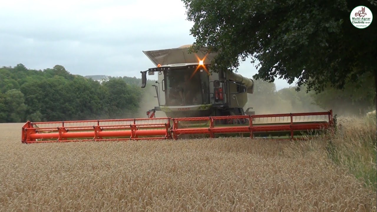 Die letzte Weizenernte mit 2xClaas Lexion 8800,John Deere,Valtra,wheat harvest-Multi Agrar Claußnitz