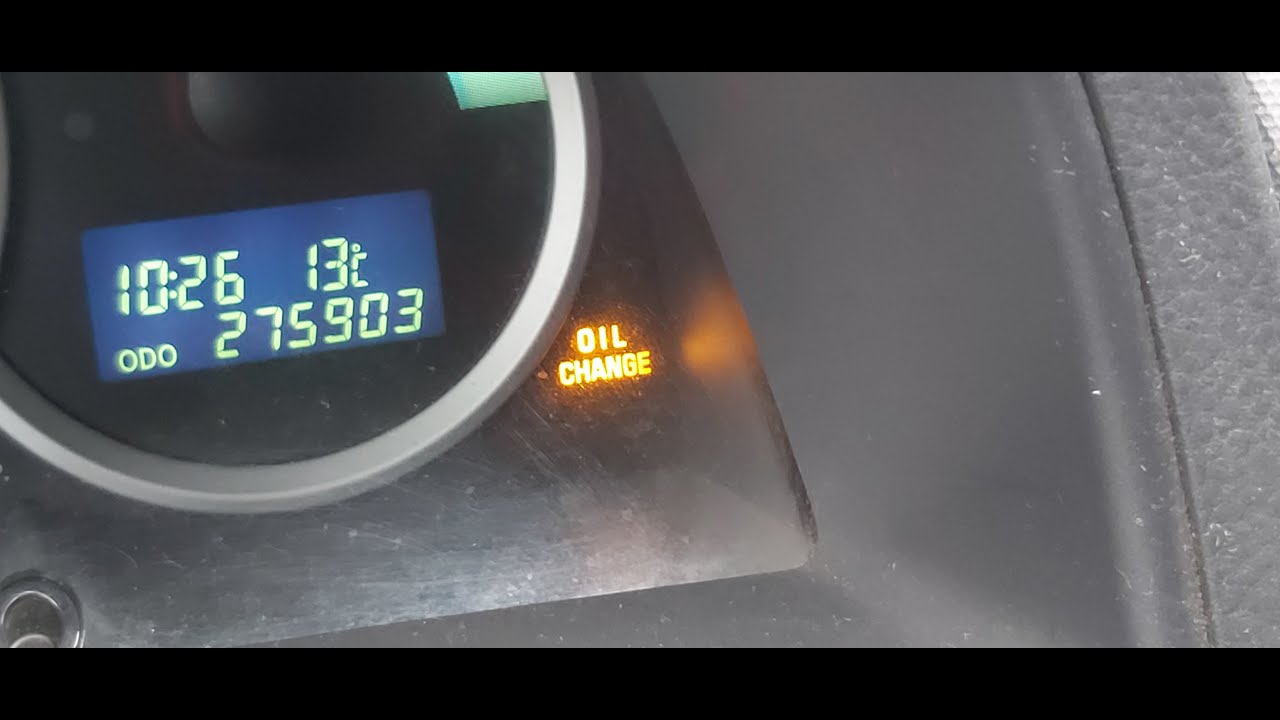 Сбросить oil change на Toyota Corolla Verso