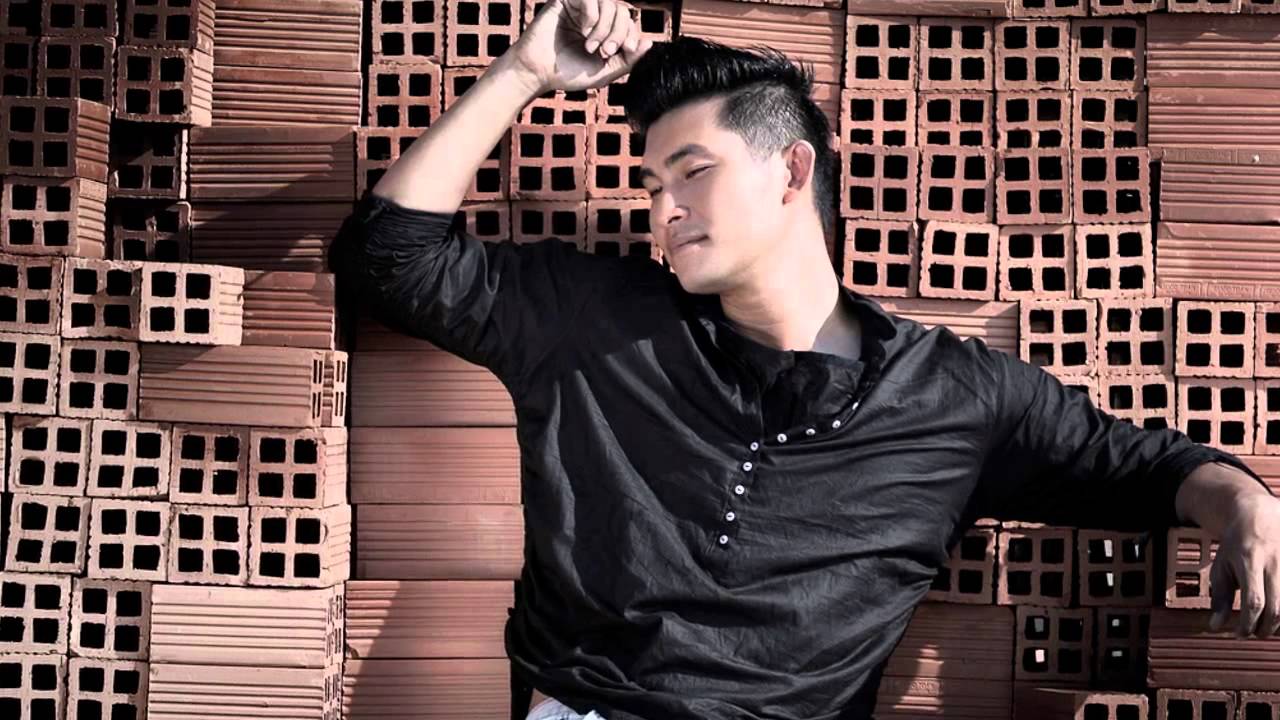 Đ&ocirc;i khi - Nguyễn Hồng &Acirc;n