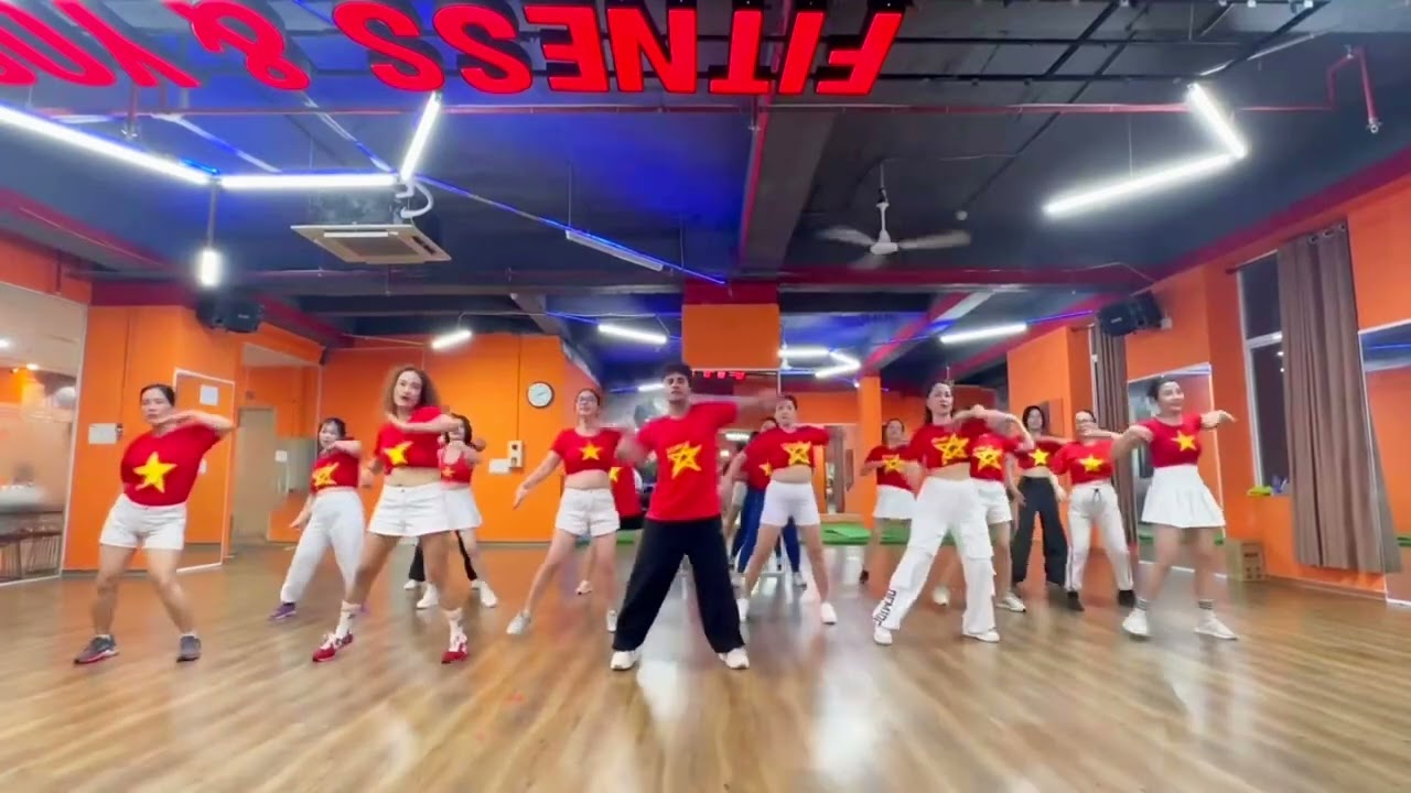 NỐI VÒNG TAY LỚN Remix | Zumba | Dance Fitness | LienPham