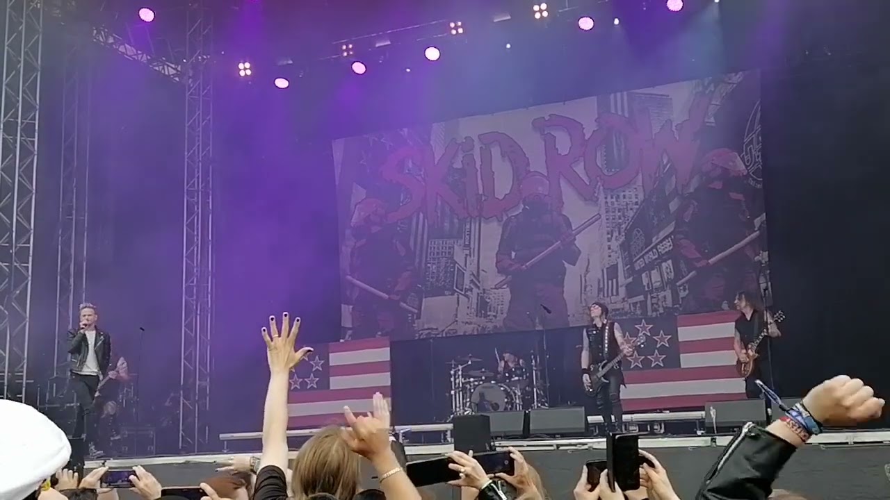 Skid Row 18 and life sauna open air Tampere