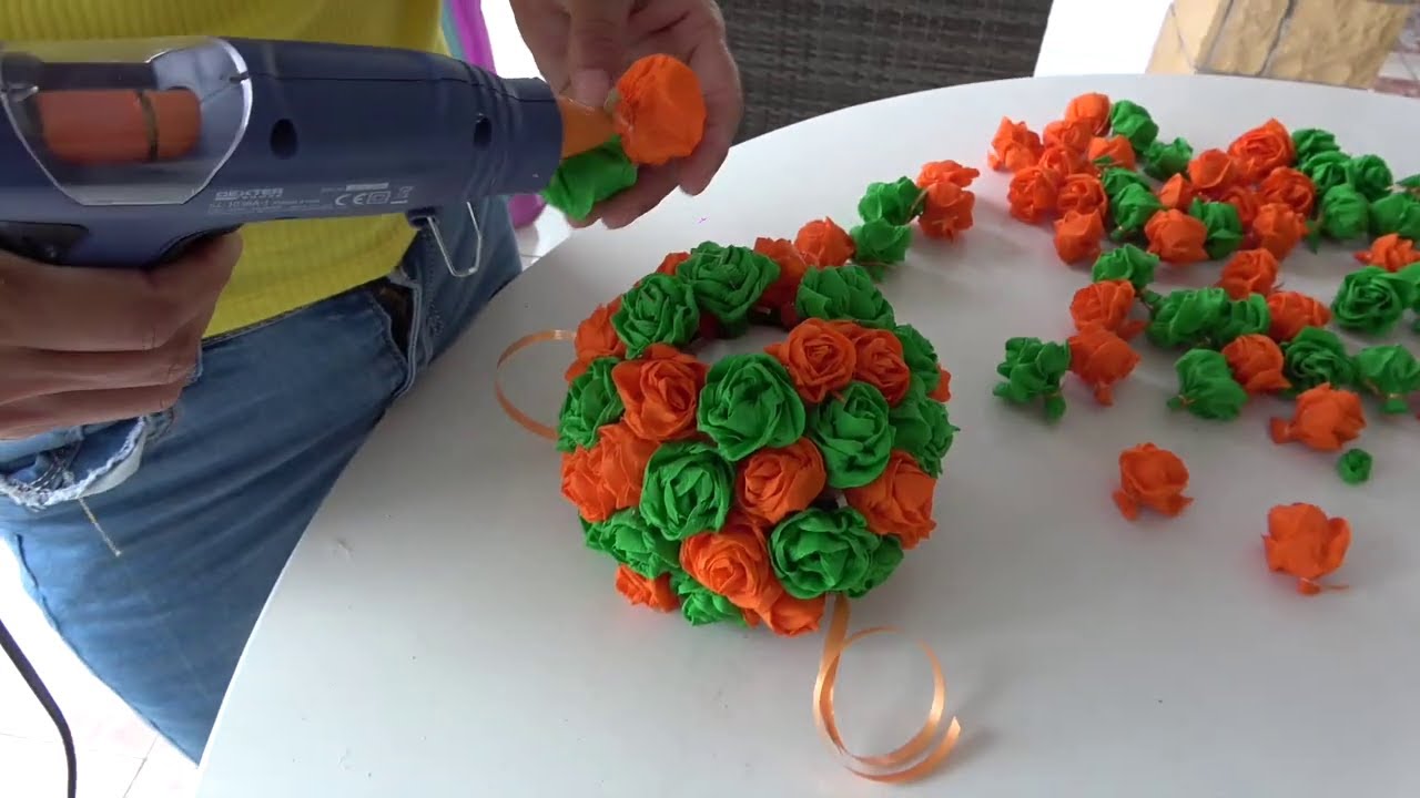 BOULE EN PAPIER CREPON