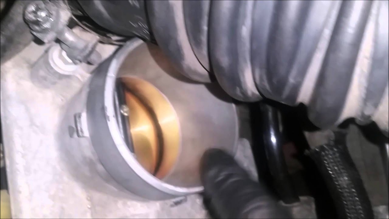 locating a throttle body and properly cleaning for beginners - 2006 mazda 6