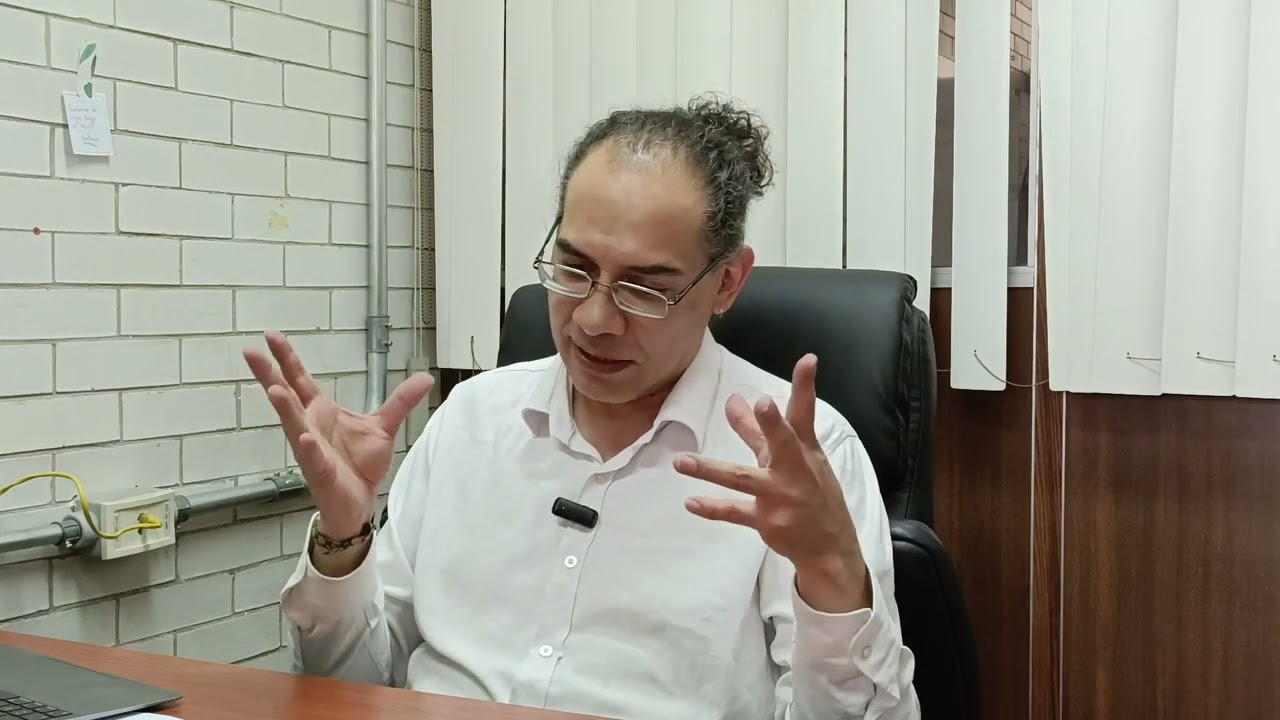 La Relatividad y el Tiempo: Entrevista con el Dr. Gustavo Arciniega de la UNAM