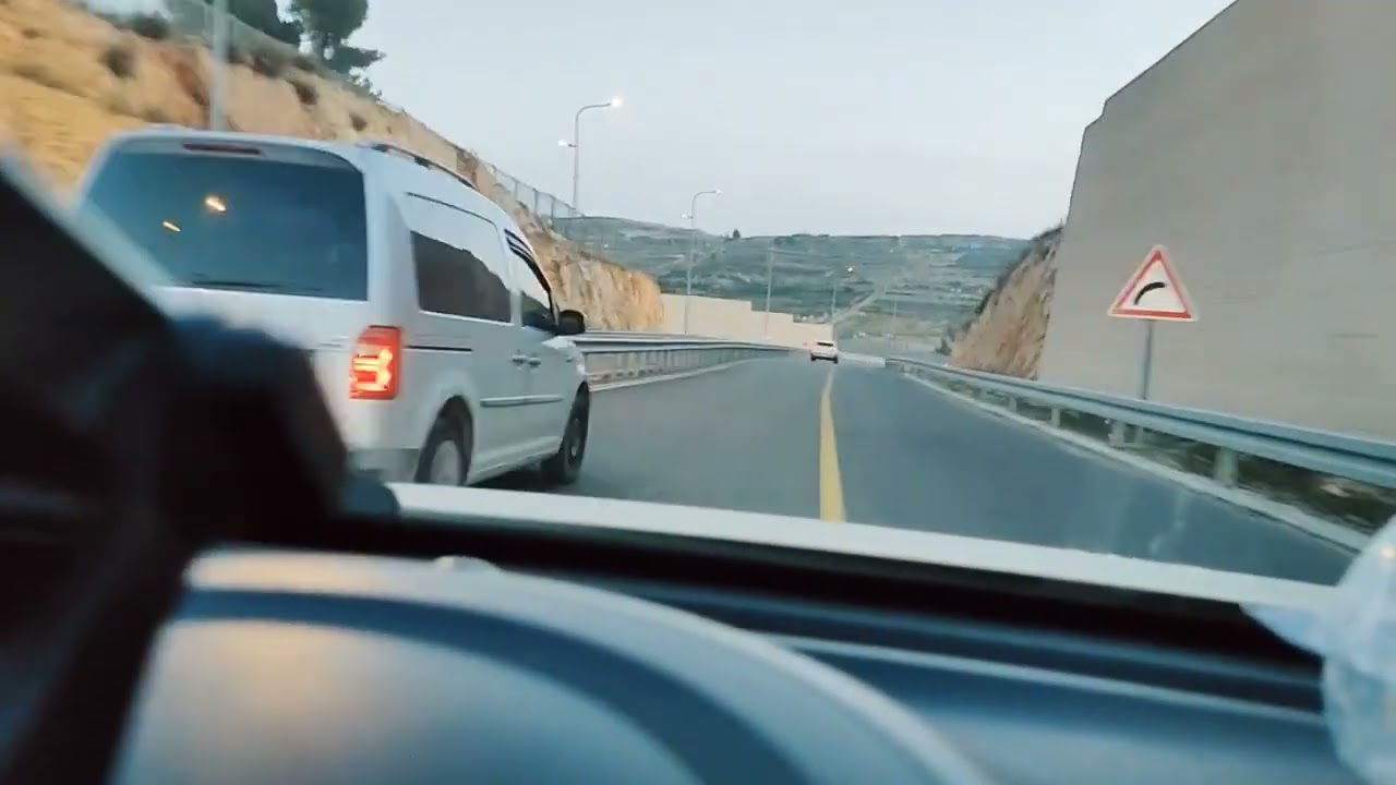 كل الطرق تؤدي إلى بلدي الطريق من النشاش-الخضر إلى بلدة دير سامت  مرورا من فرش الهوى الخليل ودورا
