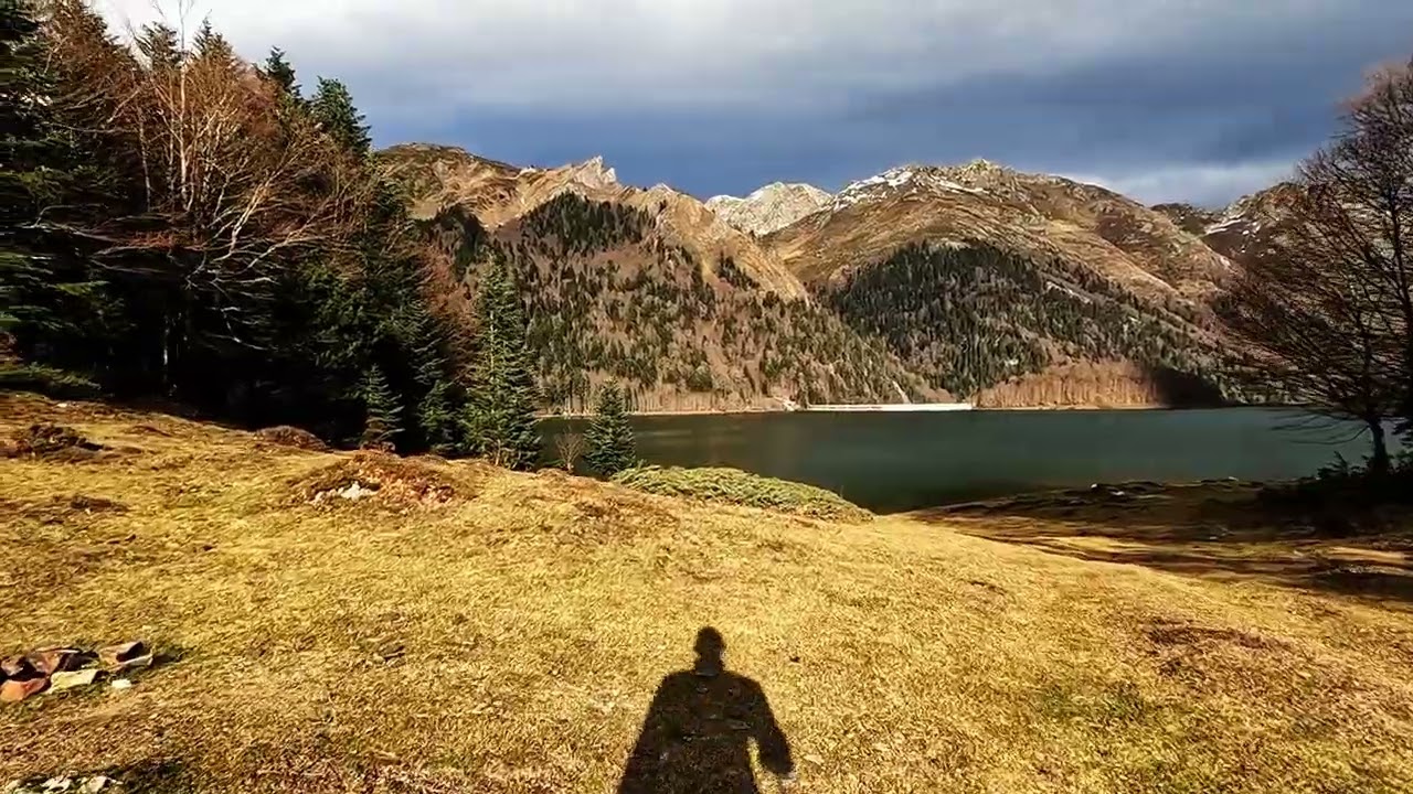 Tour du lac de Bious Artigues en rando pédestre... (4/9)