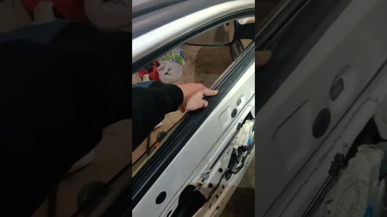 08-12 Chev Malibu GLASS REPLACEMENT & PANEL REMOVAL (Driver's side/FL)