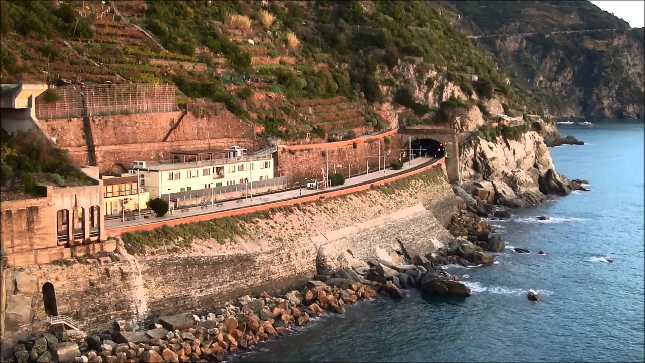 Züge in Ligurien / Treni in Liguria 