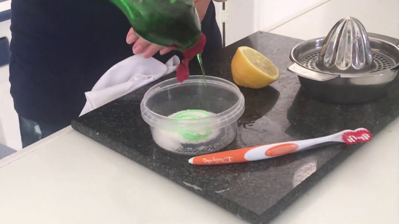 How to remove rust stains from fabric (using low cost household products)