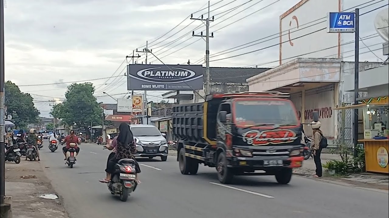 SELAMAT MENUNAIKAN  IBADAH PUASA !!