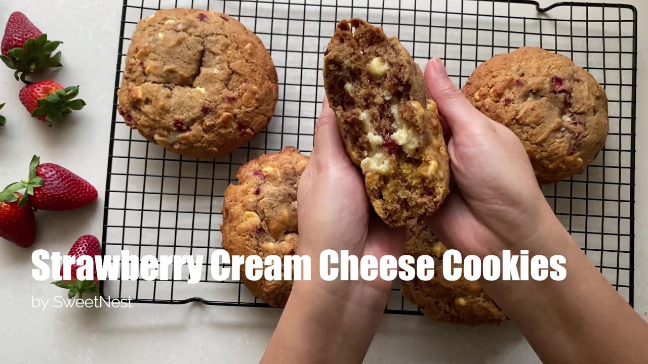 Strawberry Cream Cheese Cookies - delicious cookies with strawberries and filled with cream cheese!