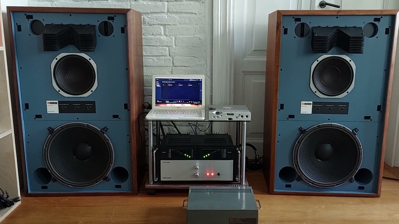 *Citation Sixteen* comparison