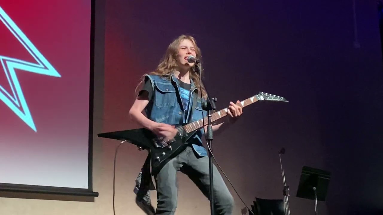 School Band Play's The Four Horsemen- Metallica-
