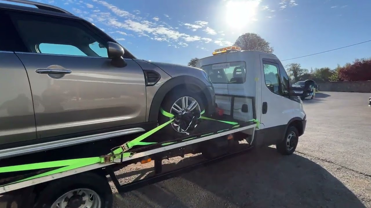 Iveco car transporter
