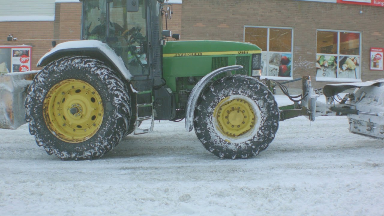 Sn&ouml;plog / Snow plow - John deere 7710