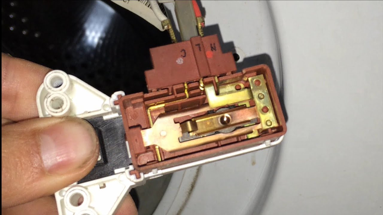 Anular-Puentear blocapuertas lavadora. [Cancel-bypass door lock of Washing machines]