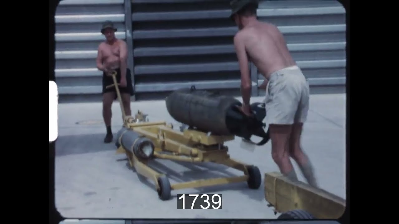A BOMBING MISSION -  2 Squadron RAAF - South Vietnam 1967