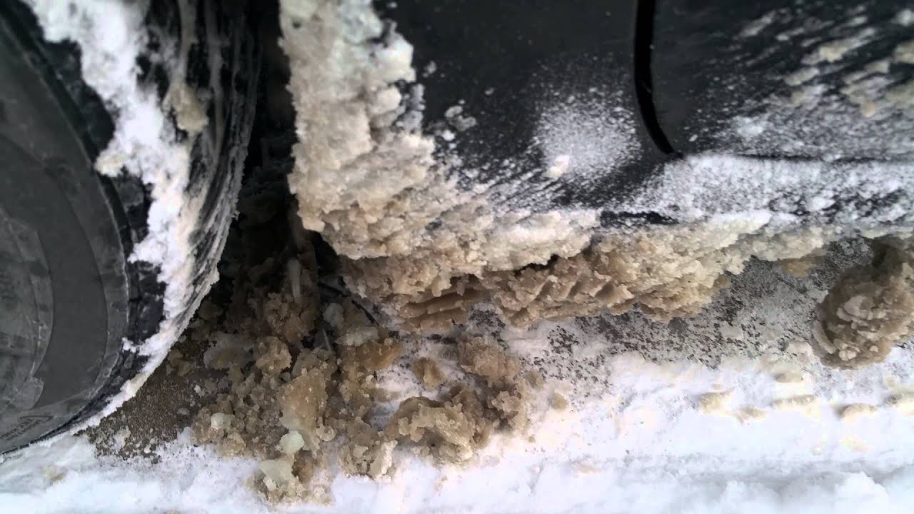 Why you should always clear your wheel well of snow after each drive