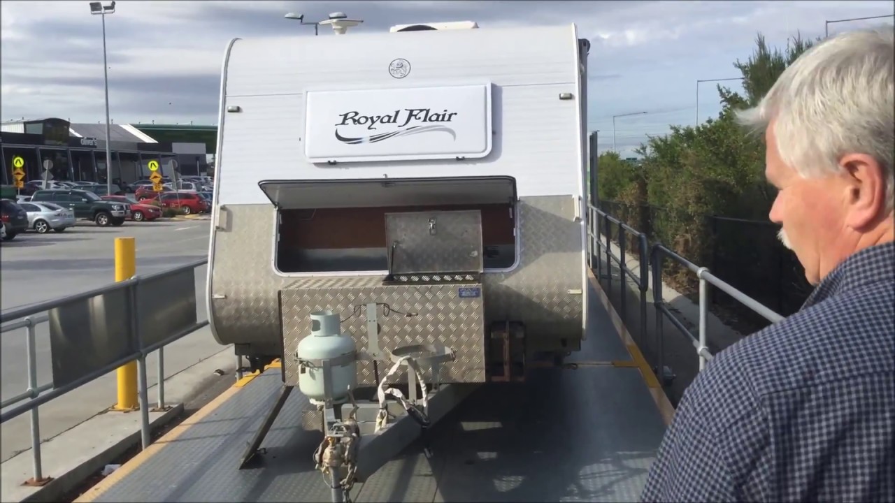 Royal Flair Van Royce Aussie Mate at Weighbridge 3 Oct 18