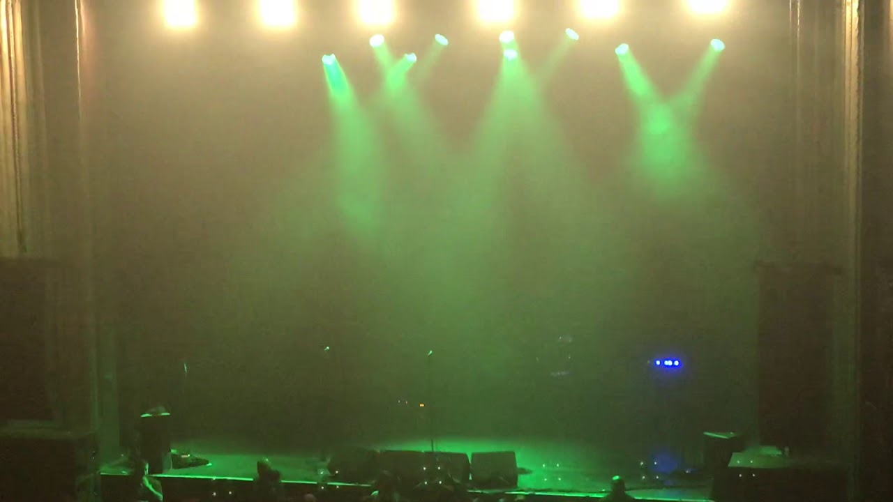 BEARTOOTH - Bad Listener live @ Mtelus, Montréal (Sept 16, 2018)