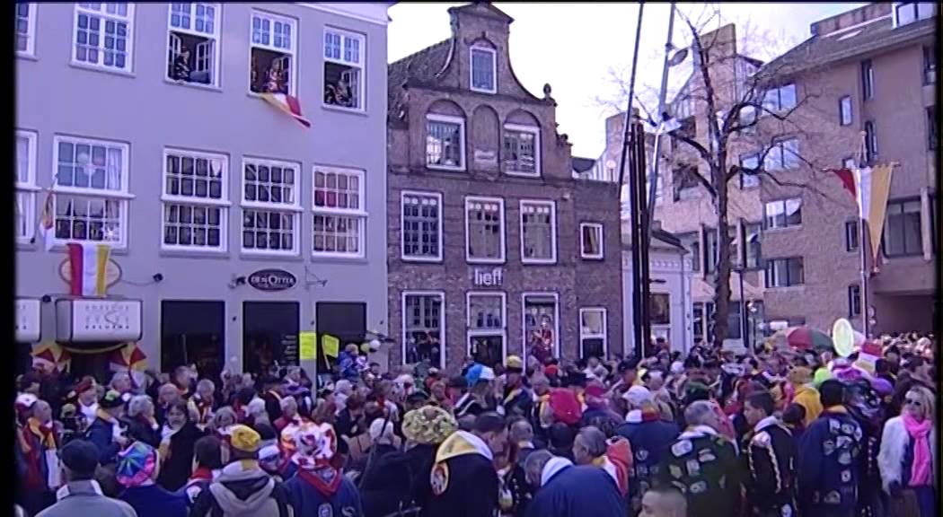 Carnaval 2014: Intocht Prins Amadeiro XXV op Boschtion