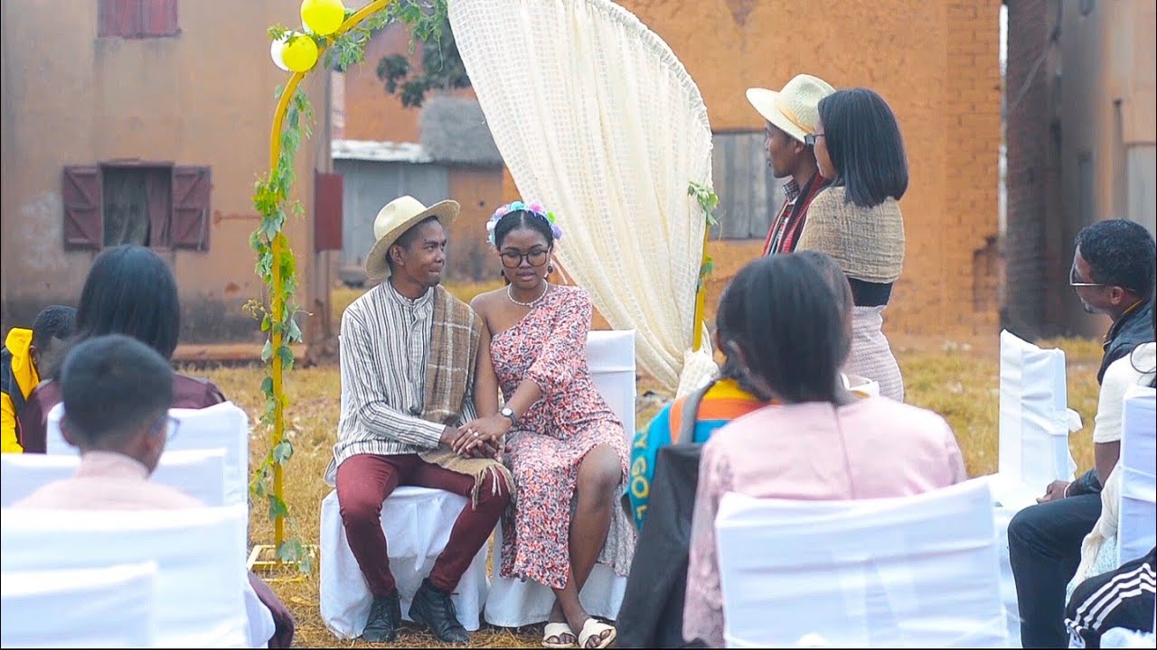 TOLOPANAHY : Ho Tokatrano soa 