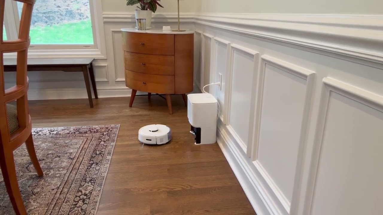 Quiet and Efficient Cleaning - Compact Robot Vacuum for Carpet, Hardwood, Tile