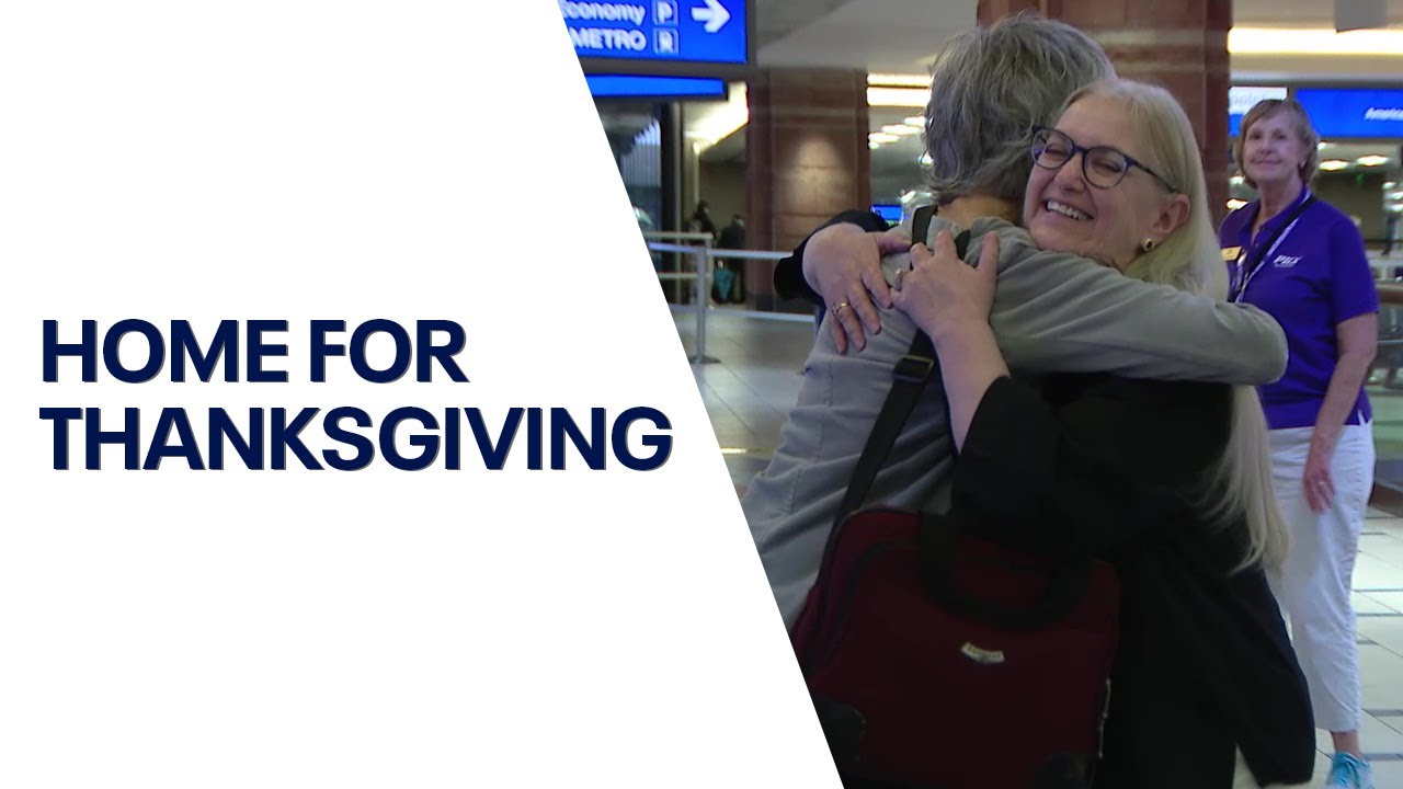 Phoenix Sky Harbor Airport sees travel rush ahead of Thanksgiving