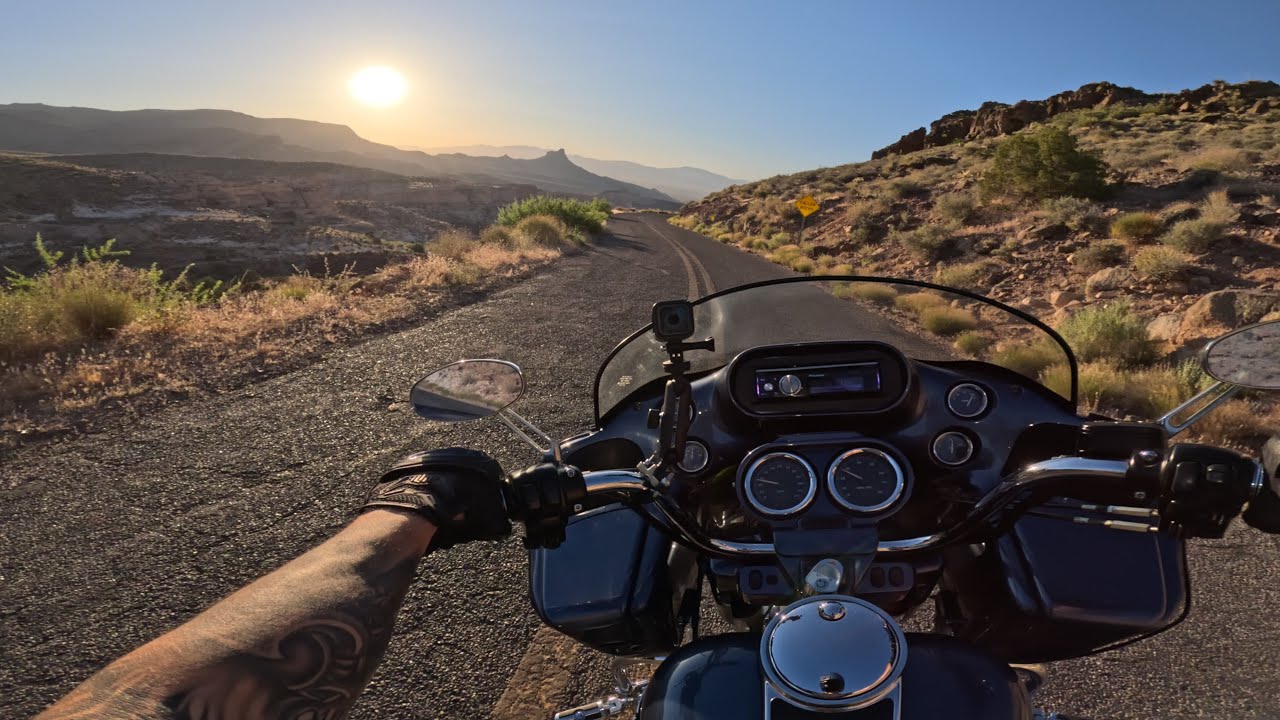 Sunrise Ride- Old Oatman HWY (Route 66) Harley Road Glide!